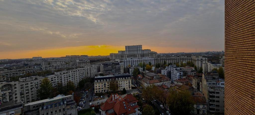 Central Apartment Tower Bukarest Kültér fotó