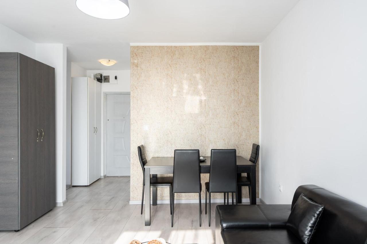 Central Apartment Tower Bukarest Kültér fotó
